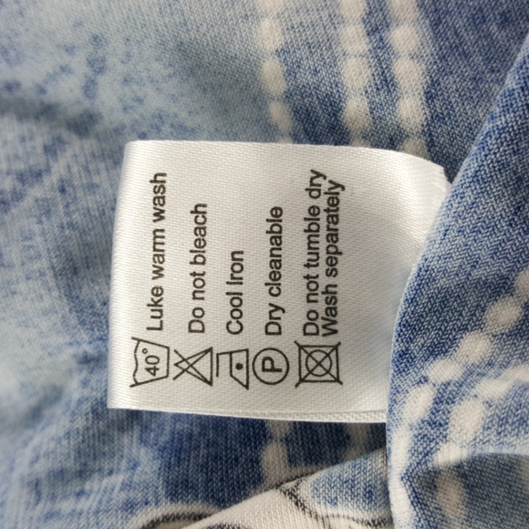 MÓDEL FRANCE Blue & White Stylized Floral Top (2XL) - Picture 11 of 11